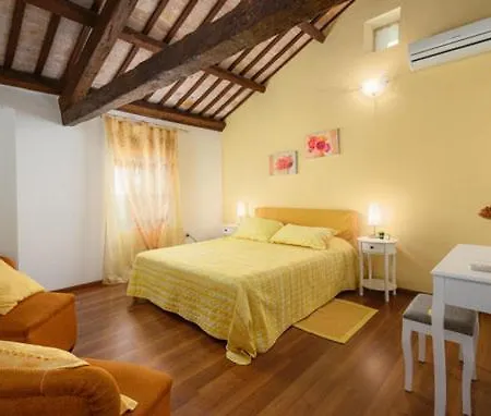 빌라 Santina Near Porec *