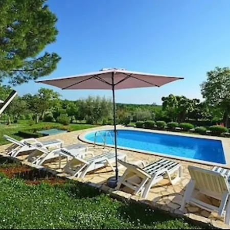 Santina Near Porec * Radovani