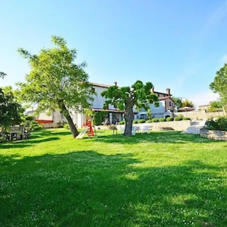 Villa Santina Near Porec *