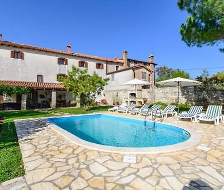 Santina Near Porec * Radovani
